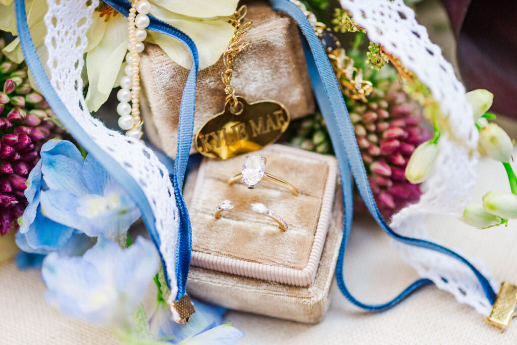 bridal details at oglebay cottages and cabins 